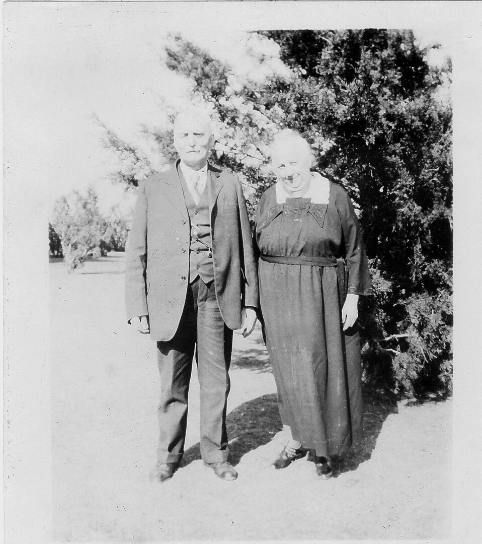 Photograph (118)
1934, Kansas.  This may be Granddad G. O. Heide with one of his two wives.
