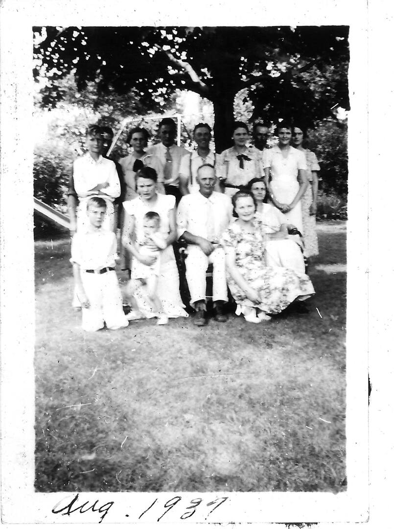 Photograph (37)
1937, Madison, Wis.  Webster McNall family in Uncle Pete's backyard.
